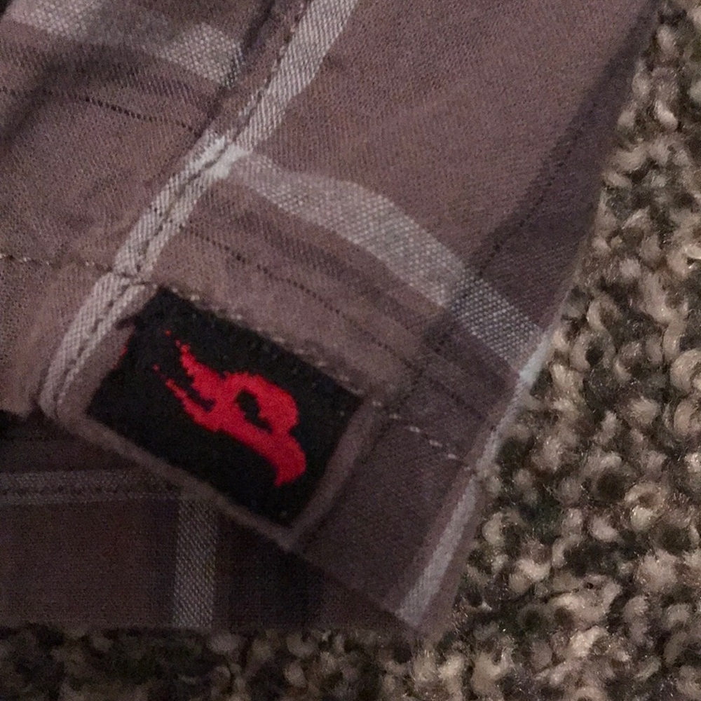 Hawk Shorts - Picture 3 of 4